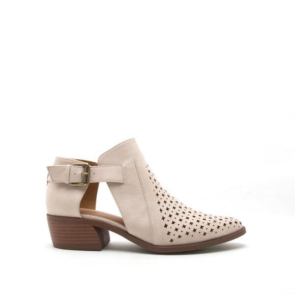Beige laser-cut buckle booties - Picture 2 of 5